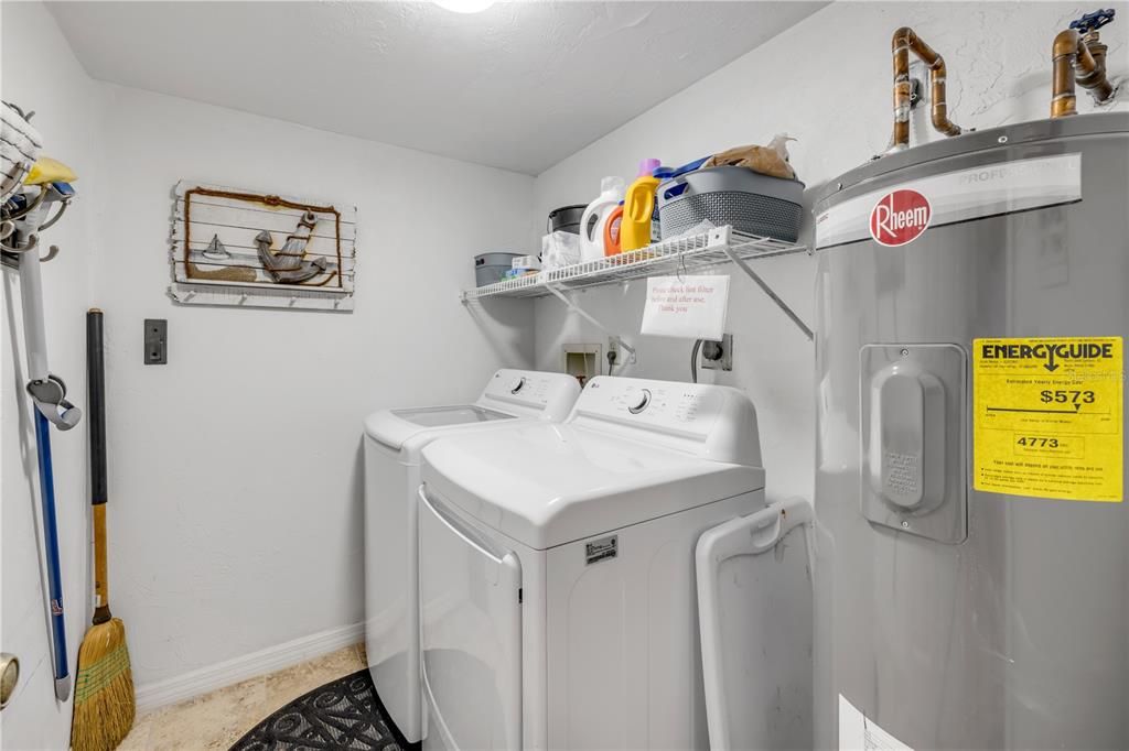 En Venta: $719,000 (3 camas, 2 baños, 1449 Pies cuadrados)