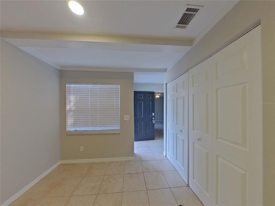 出租: $1,939 (4 贝兹, 2 浴室, 1491 平方英尺)