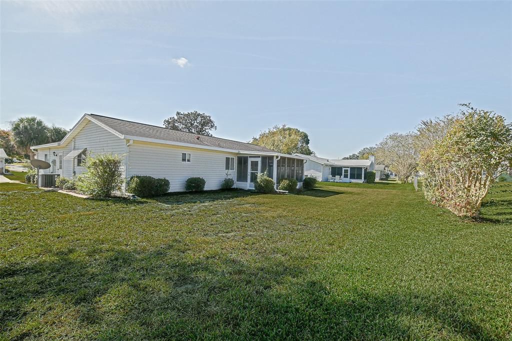 На продажу: $227,900 (2 спален, 2 ванн, 1248 Квадратных фут)