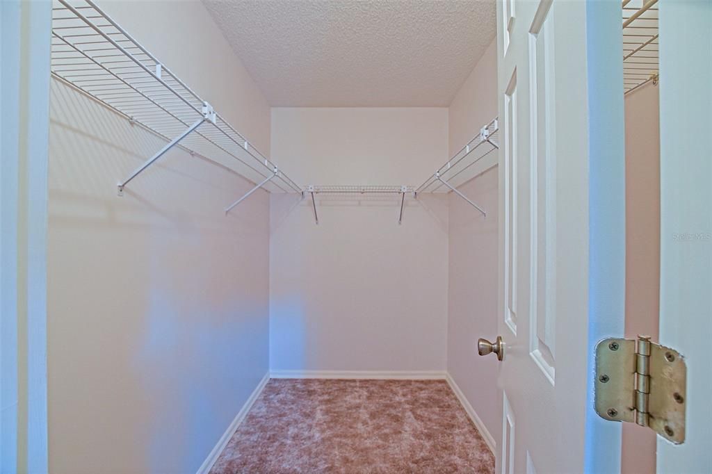 На продажу: $227,900 (2 спален, 2 ванн, 1248 Квадратных фут)