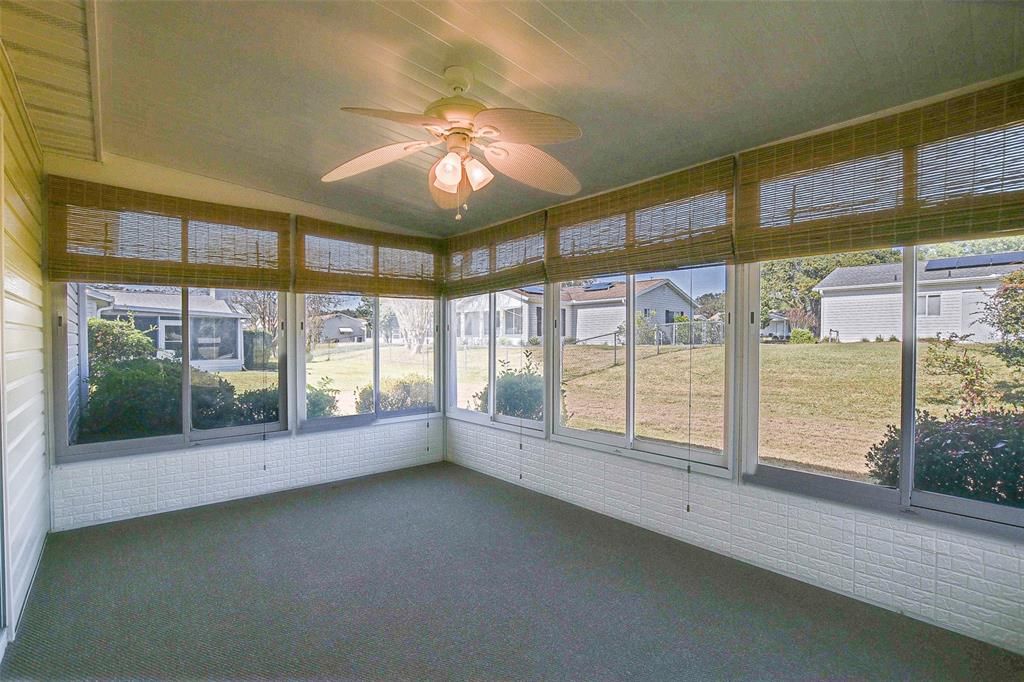 На продажу: $227,900 (2 спален, 2 ванн, 1248 Квадратных фут)