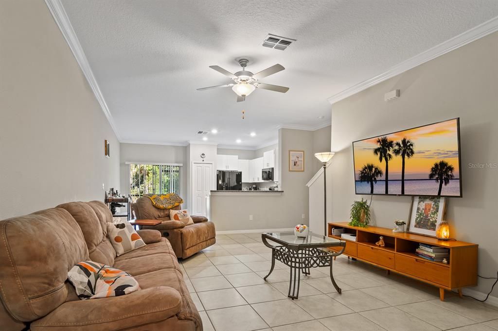 En Venta: $299,999 (3 camas, 2 baños, 1634 Pies cuadrados)