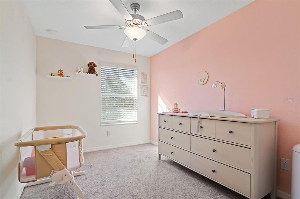 En Venta: $299,999 (3 camas, 2 baños, 1634 Pies cuadrados)