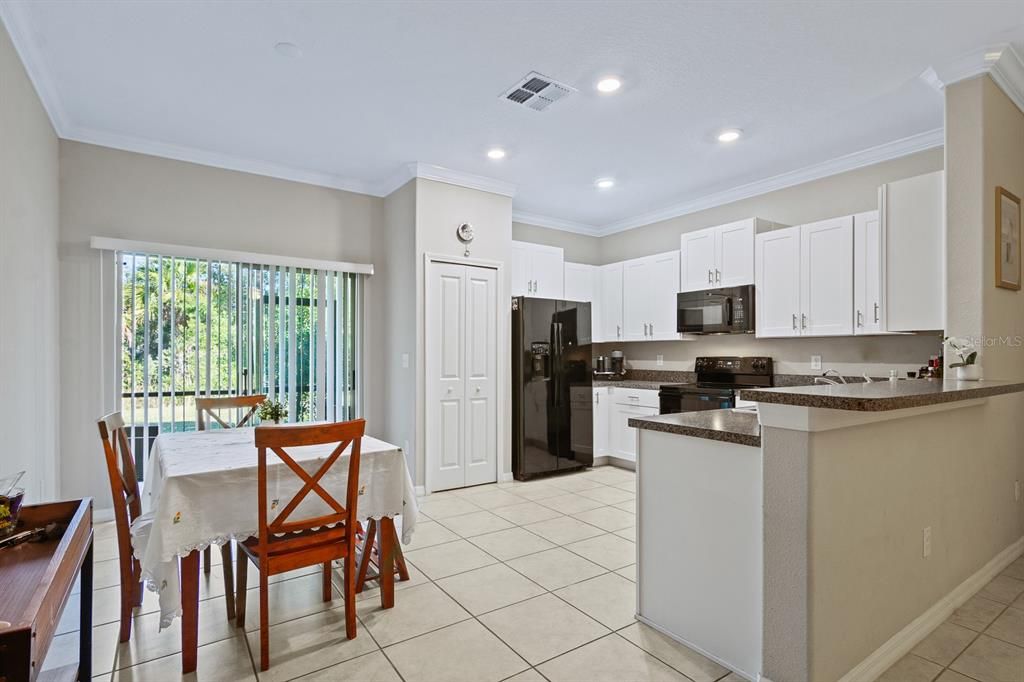 En Venta: $299,999 (3 camas, 2 baños, 1634 Pies cuadrados)