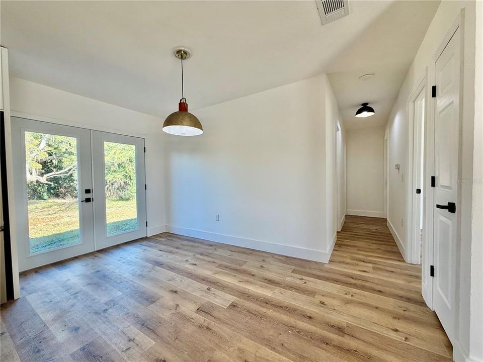 待售: $248,900 (3 贝兹, 2 浴室, 1080 平方英尺)