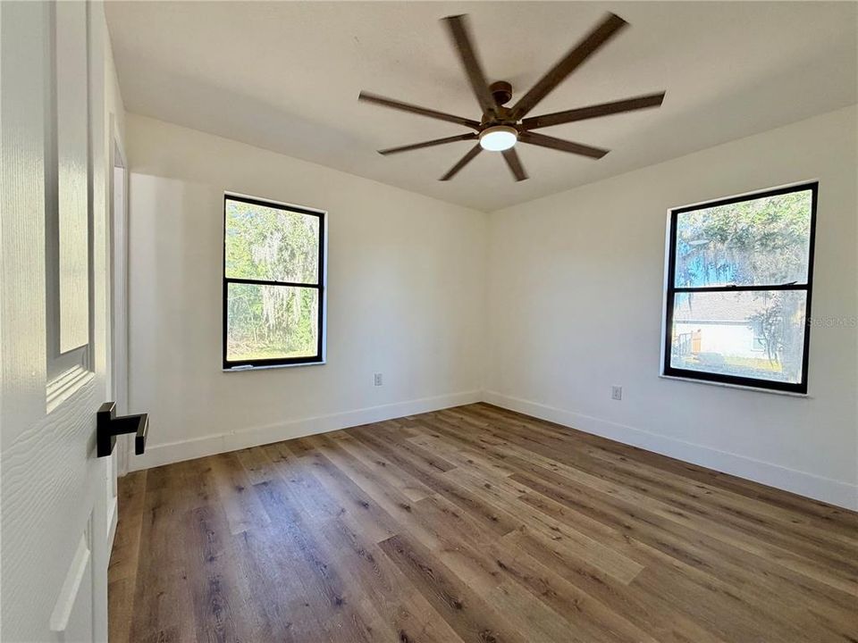 待售: $248,900 (3 贝兹, 2 浴室, 1080 平方英尺)