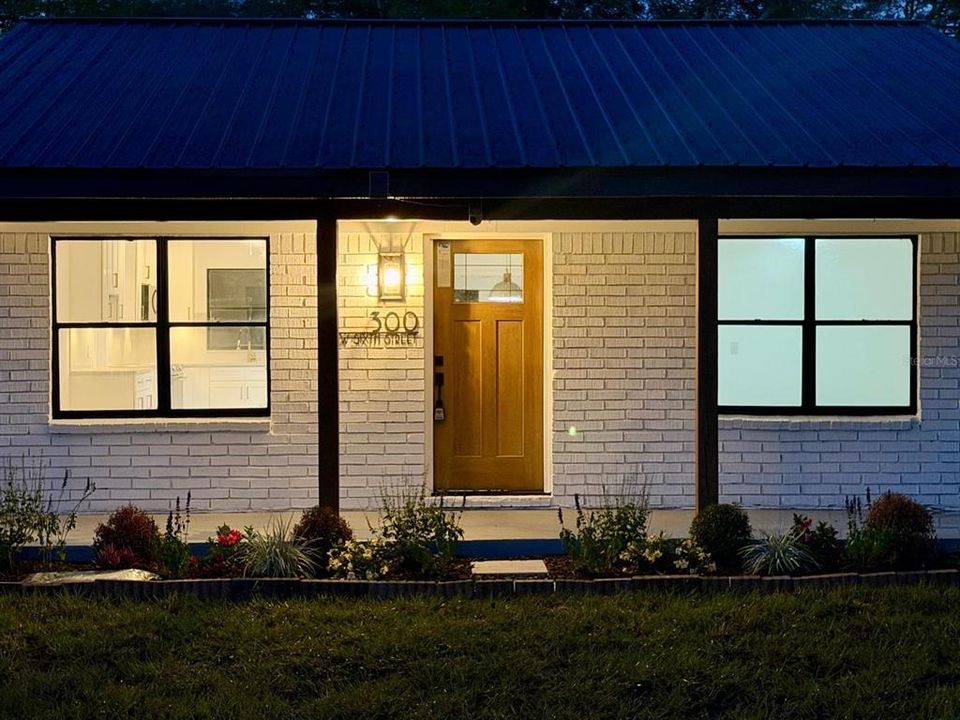 待售: $248,900 (3 贝兹, 2 浴室, 1080 平方英尺)