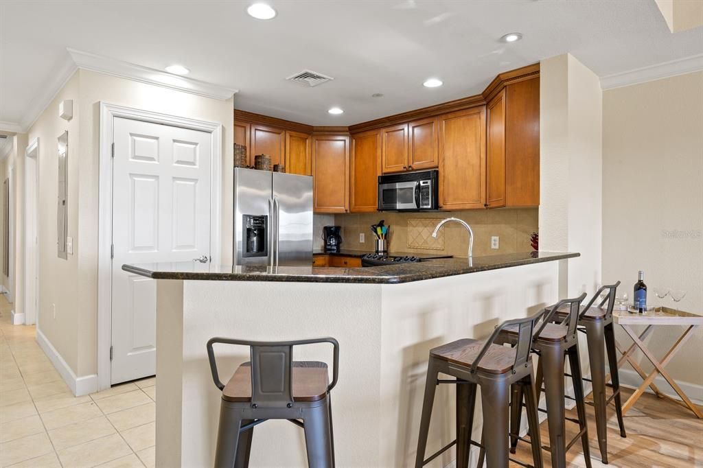 На продажу: $419,800 (3 спален, 3 ванн, 1590 Квадратных фут)