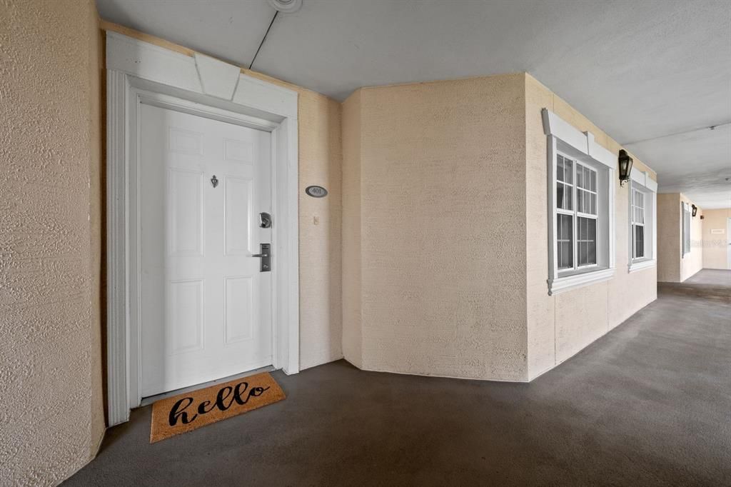 На продажу: $419,800 (3 спален, 3 ванн, 1590 Квадратных фут)