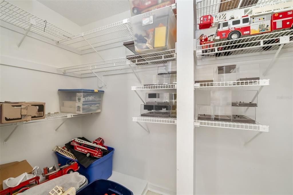 Active With Contract: $310,000 (2 beds, 2 baths, 1632 Square Feet)