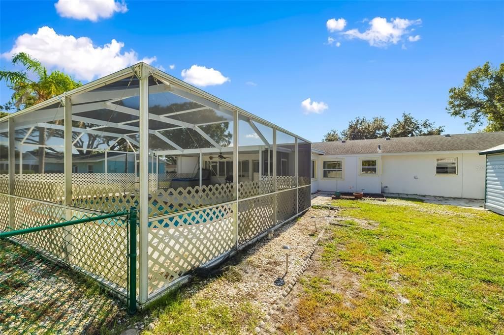 Active With Contract: $310,000 (2 beds, 2 baths, 1632 Square Feet)