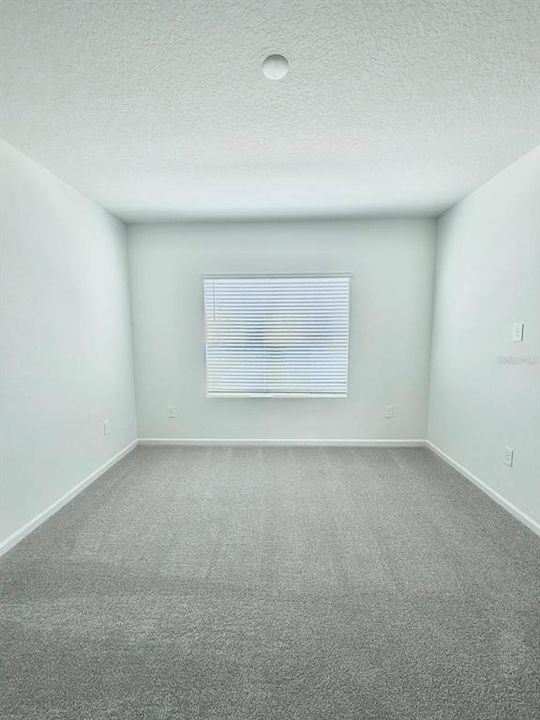 В аренду: $2,630 (4 спален, 2 ванн, 2000 Квадратных фут)