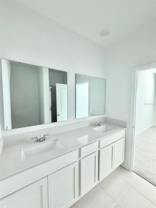 В аренду: $2,630 (4 спален, 2 ванн, 2000 Квадратных фут)