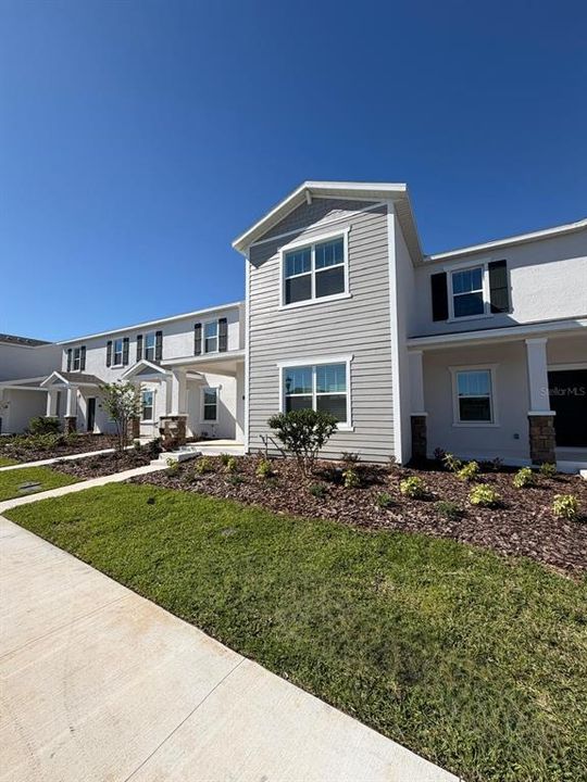 В аренду: $2,630 (4 спален, 2 ванн, 2000 Квадратных фут)