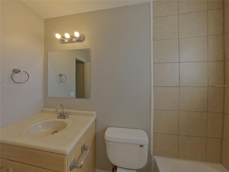 Active With Contract: $2,499 (3 beds, 2 baths, 1485 Square Feet)