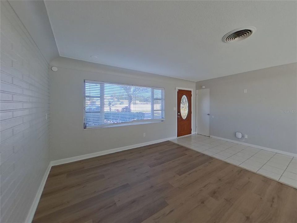 Active With Contract: $2,499 (3 beds, 2 baths, 1485 Square Feet)