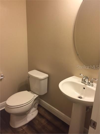 出租: $2,695 (4 贝兹, 3 浴室, 2014 平方英尺)