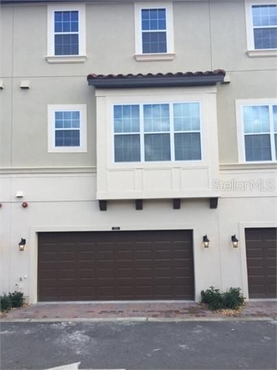 出租: $2,695 (4 贝兹, 3 浴室, 2014 平方英尺)