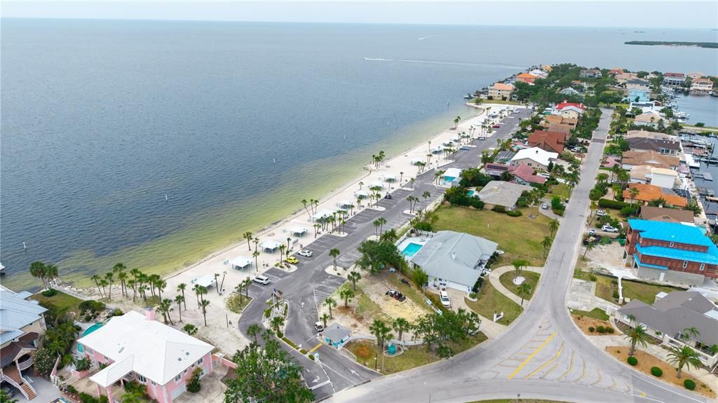 На продажу: $379,000 (2 спален, 2 ванн, 1540 Квадратных фут)