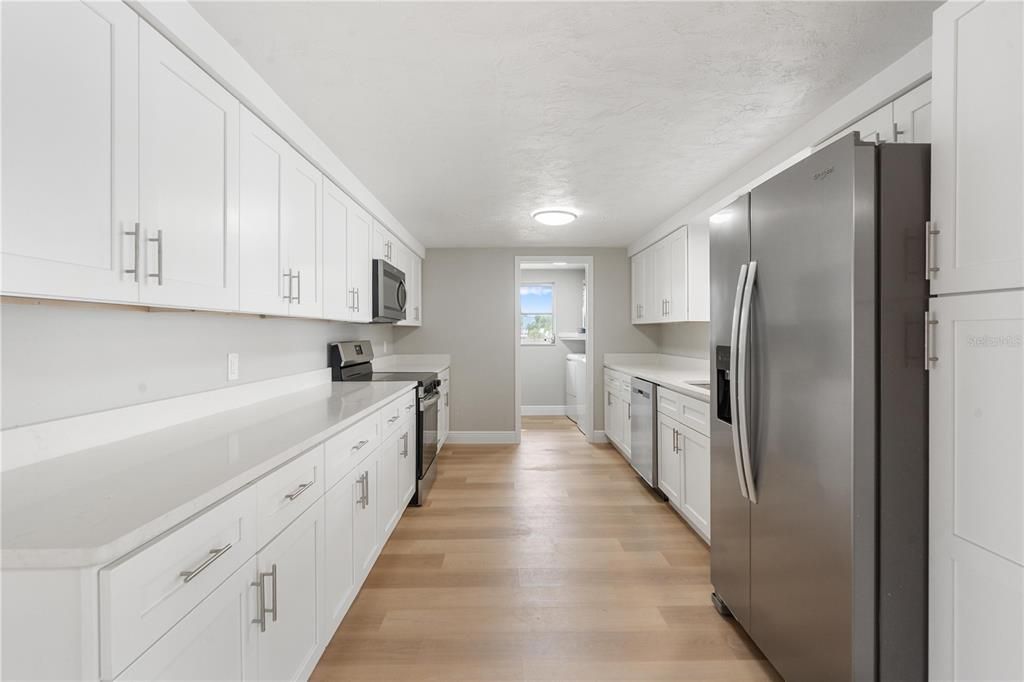 На продажу: $379,000 (2 спален, 2 ванн, 1540 Квадратных фут)