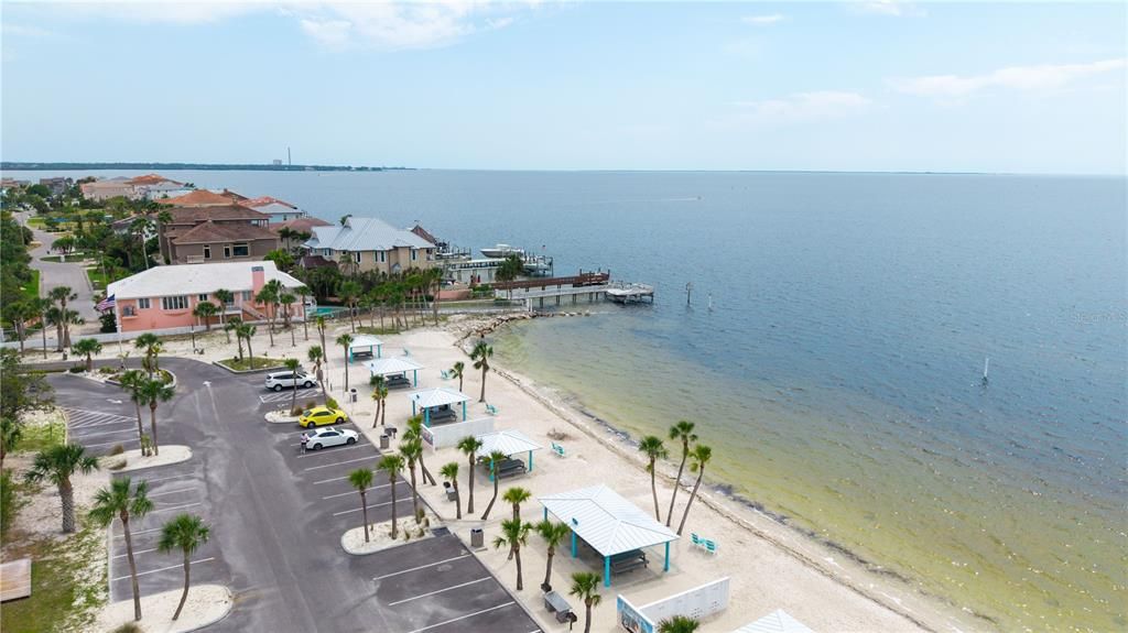 На продажу: $379,000 (2 спален, 2 ванн, 1540 Квадратных фут)