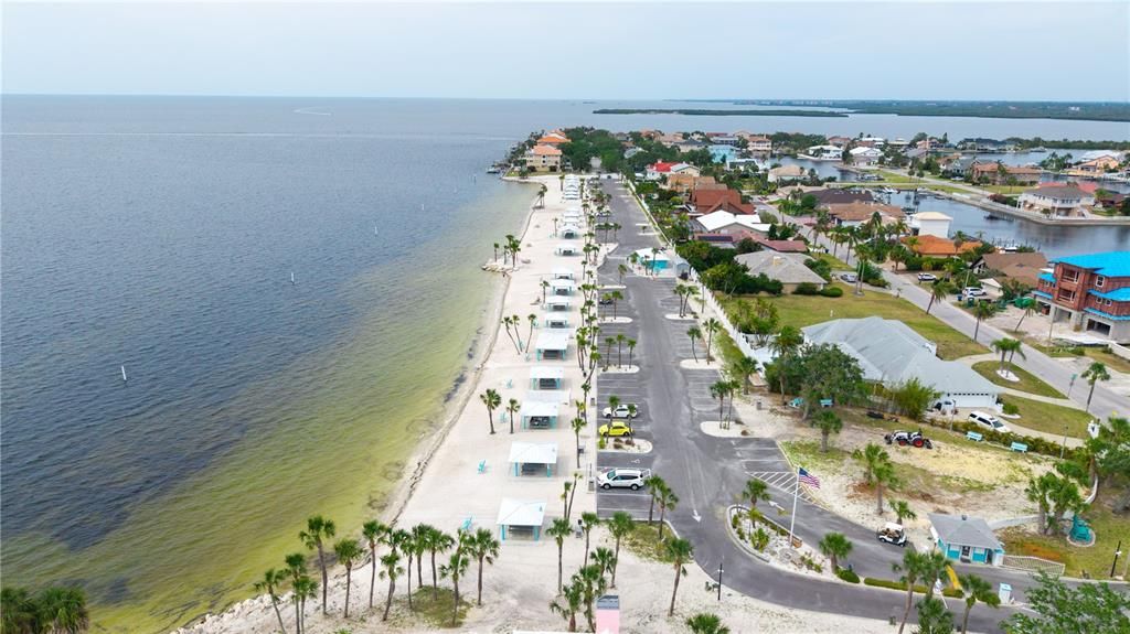 На продажу: $379,000 (2 спален, 2 ванн, 1540 Квадратных фут)