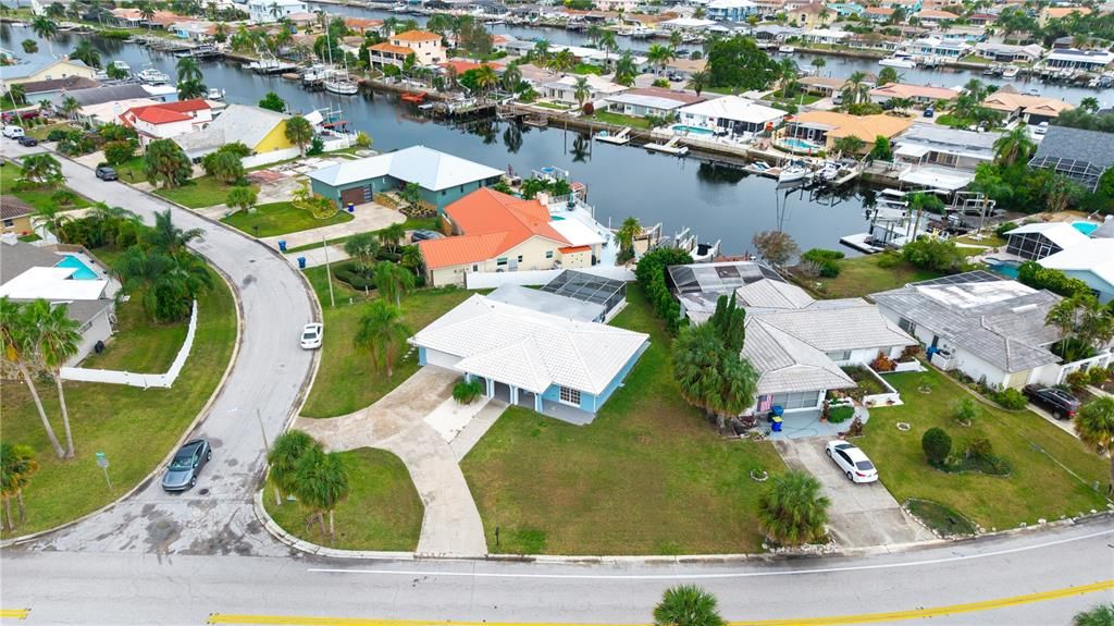 На продажу: $379,000 (2 спален, 2 ванн, 1540 Квадратных фут)