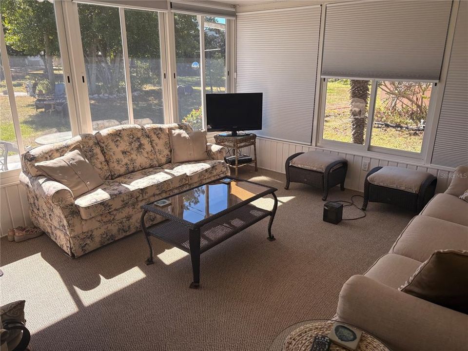 Activo con contrato: $205,000 (2 camas, 1 baños, 1010 Pies cuadrados)