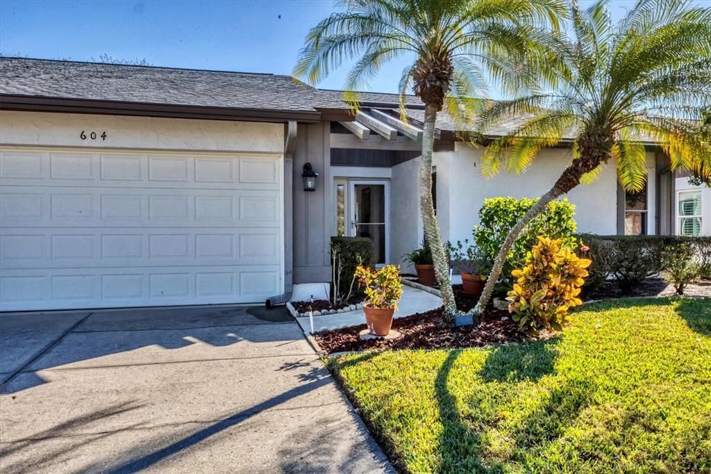 For Sale: $209,900 (2 beds, 2 baths, 1243 Square Feet)