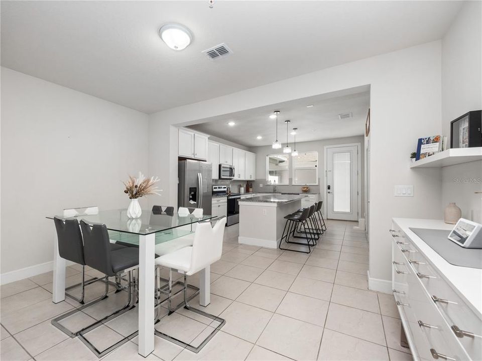 For Sale: $398,950 (3 beds, 2 baths, 1620 Square Feet)