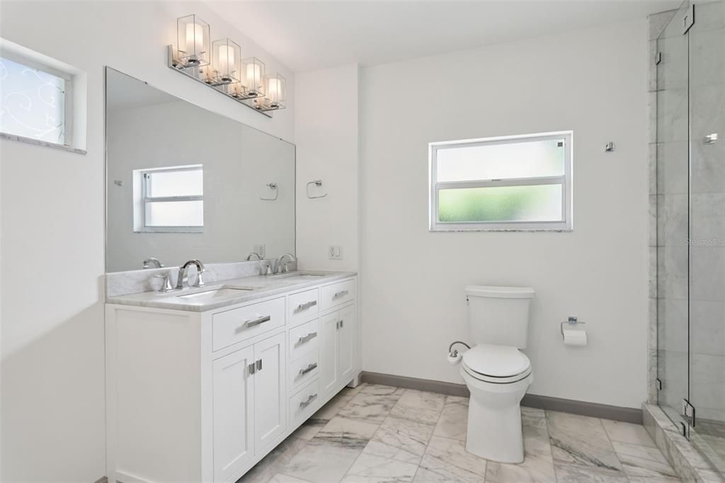 For Rent: $6,500 (3 beds, 2 baths, 1755 Square Feet)