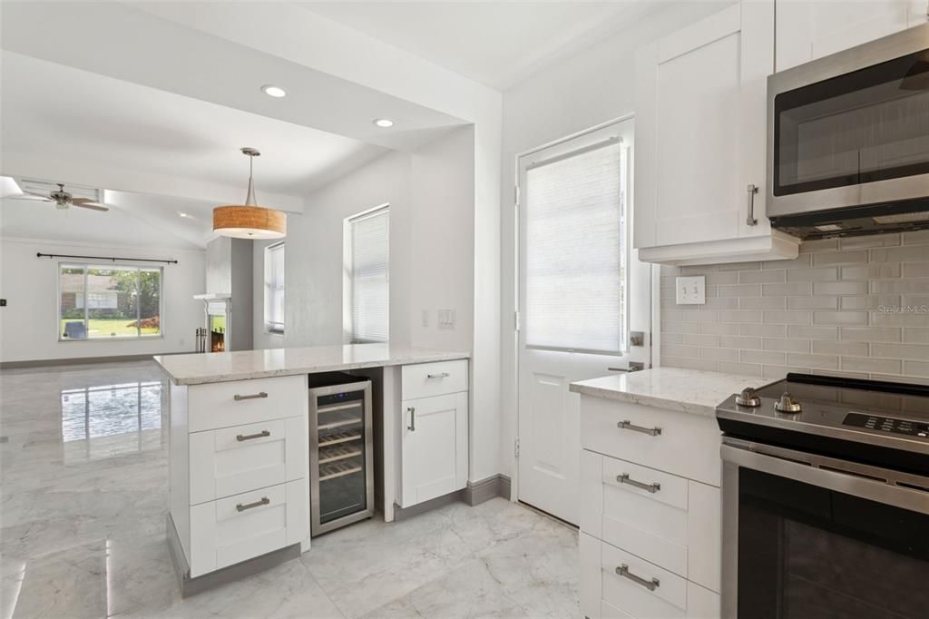 For Rent: $6,500 (3 beds, 2 baths, 1755 Square Feet)