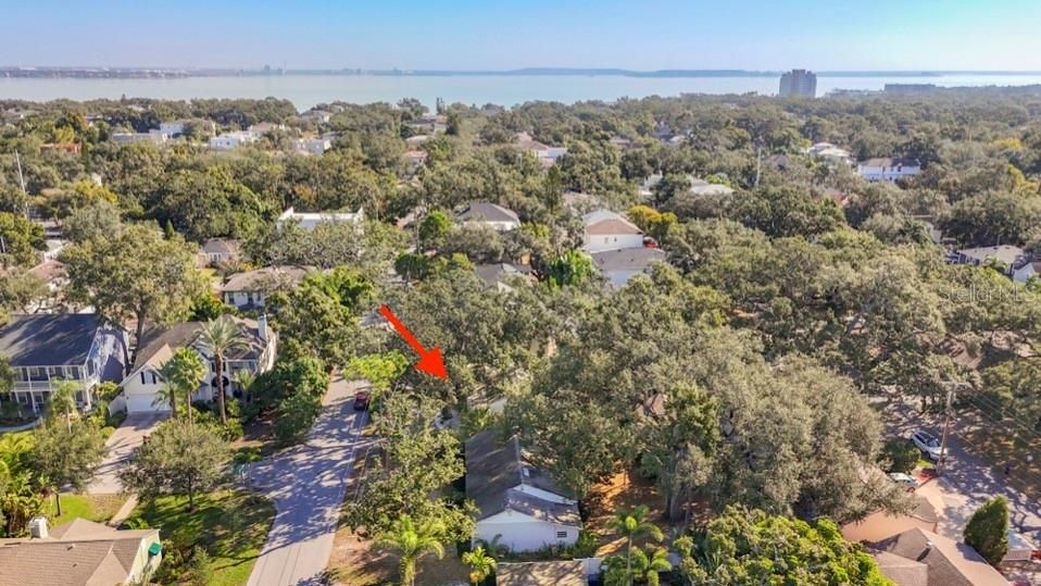 For Sale: $650,000 (2 beds, 1 baths, 1192 Square Feet)