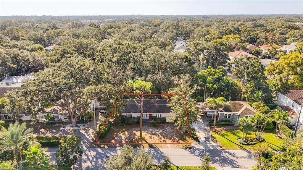 For Sale: $650,000 (2 beds, 1 baths, 1192 Square Feet)