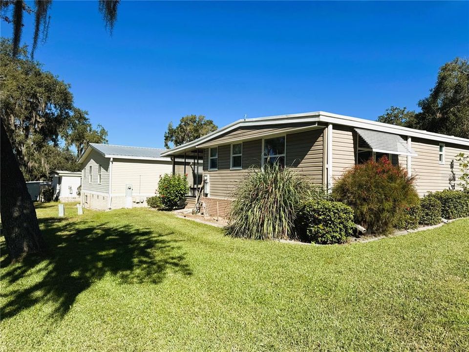 For Sale: $199,000 (2 beds, 2 baths, 1200 Square Feet)