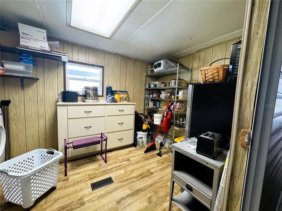 For Sale: $199,000 (2 beds, 2 baths, 1200 Square Feet)