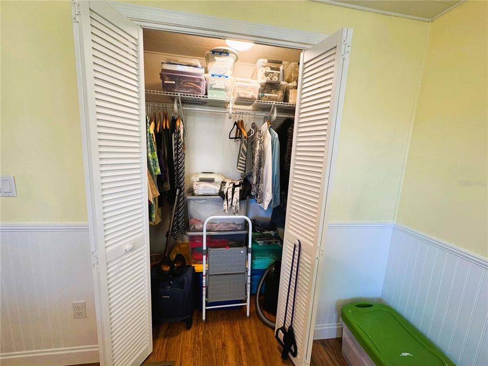 For Sale: $199,000 (2 beds, 2 baths, 1200 Square Feet)