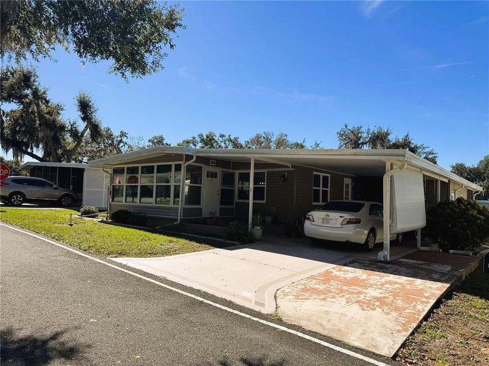 For Sale: $199,000 (2 beds, 2 baths, 1200 Square Feet)