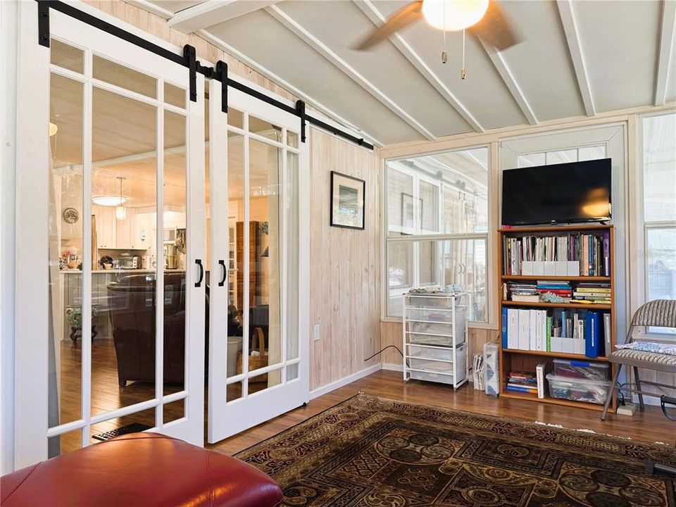 For Sale: $199,000 (2 beds, 2 baths, 1200 Square Feet)