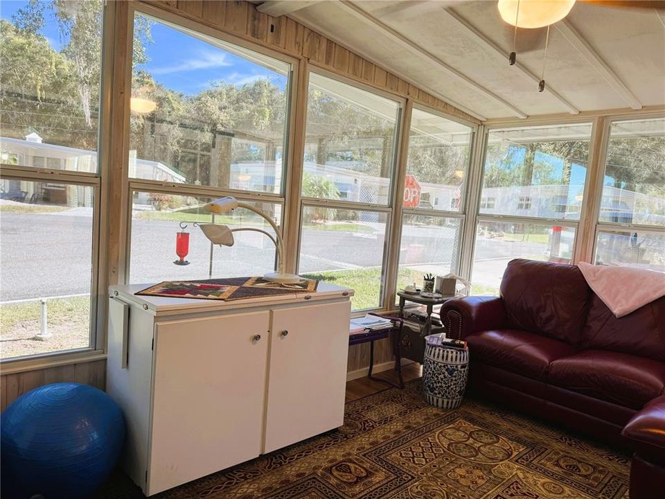 For Sale: $199,000 (2 beds, 2 baths, 1200 Square Feet)