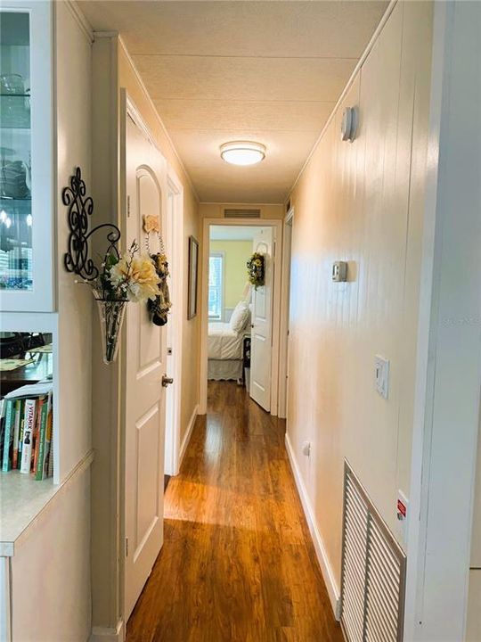 For Sale: $199,000 (2 beds, 2 baths, 1200 Square Feet)