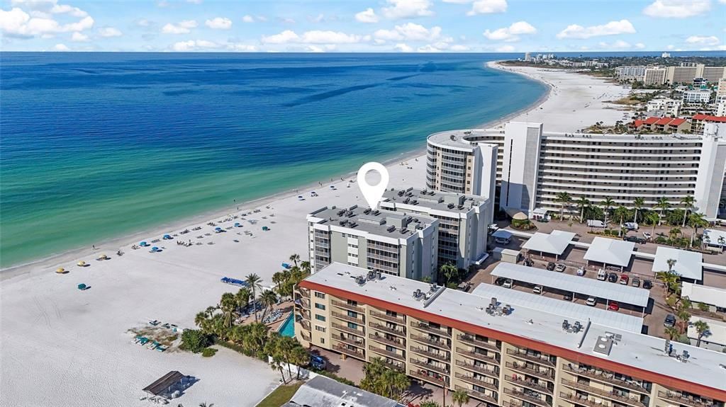 For Sale: $715,000 (2 beds, 2 baths, 1029 Square Feet)