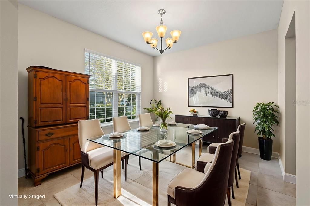 En Venta: $399,000 (3 camas, 2 baños, 2604 Pies cuadrados)