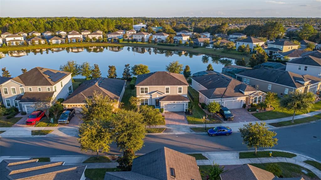 En Venta: $399,000 (3 camas, 2 baños, 2604 Pies cuadrados)