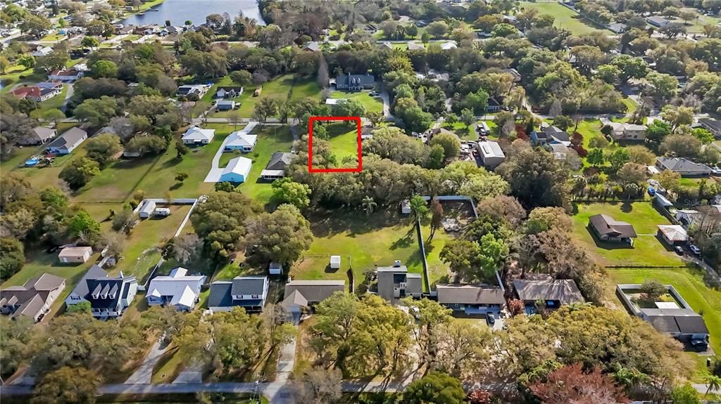 На продажу: $129,000 (0.30 acres)