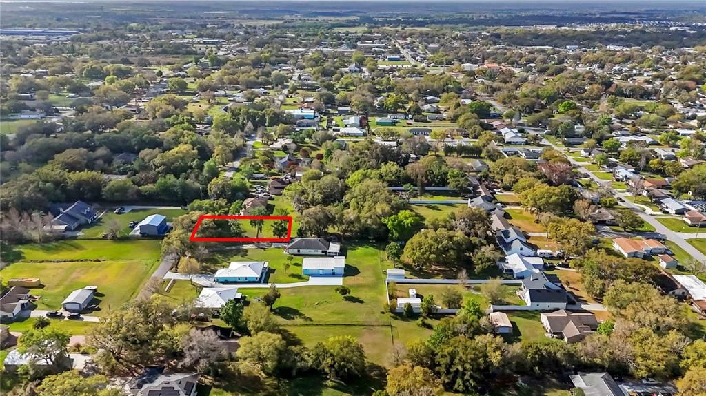 На продажу: $129,000 (0.30 acres)