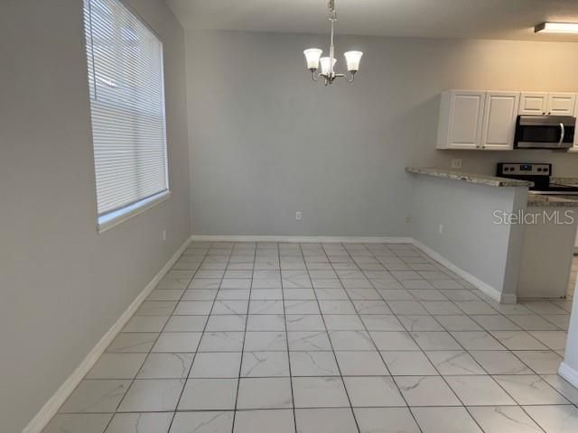 В аренду: $2,200 (4 спален, 3 ванн, 1746 Квадратных фут)