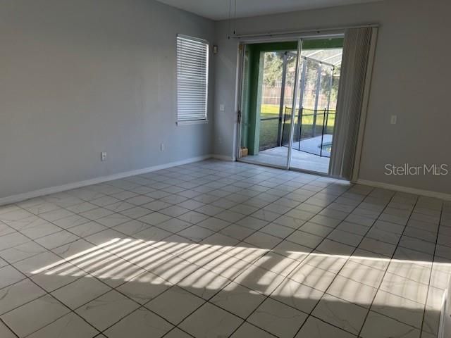 В аренду: $2,200 (4 спален, 3 ванн, 1746 Квадратных фут)