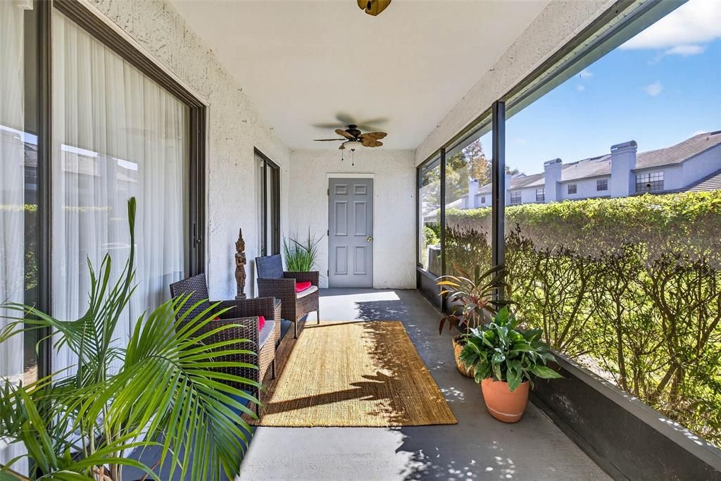 В аренду: $2,500 (2 спален, 2 ванн, 1315 Квадратных фут)