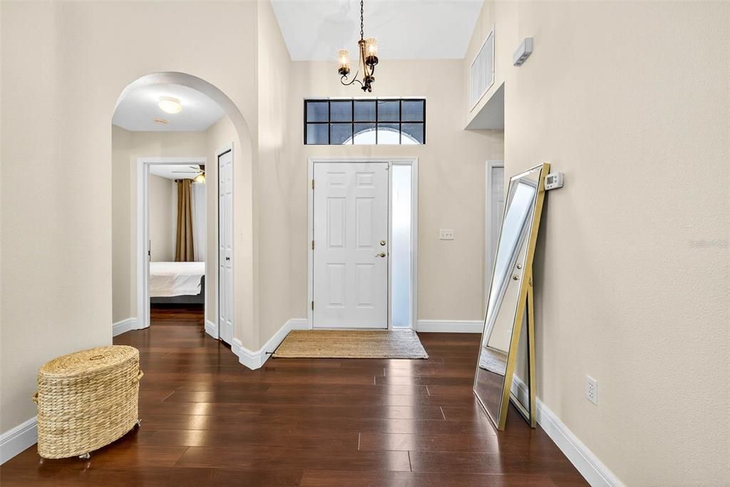 В аренду: $2,500 (2 спален, 2 ванн, 1315 Квадратных фут)